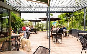 Hotel Ibis Bordeaux Route Des Vins  3*